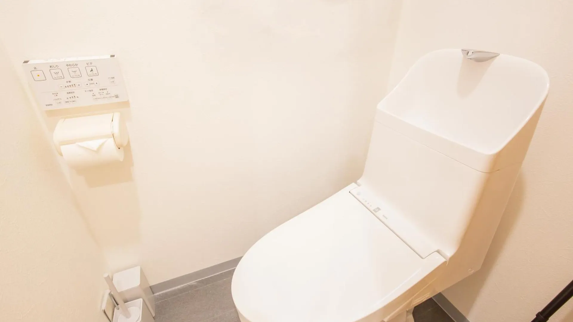 Luxuriously Renovated A Modern Retreat 丶walk To Jr Higashi Nakano Subway Stop Eosl Tokyo 0*,  Japan