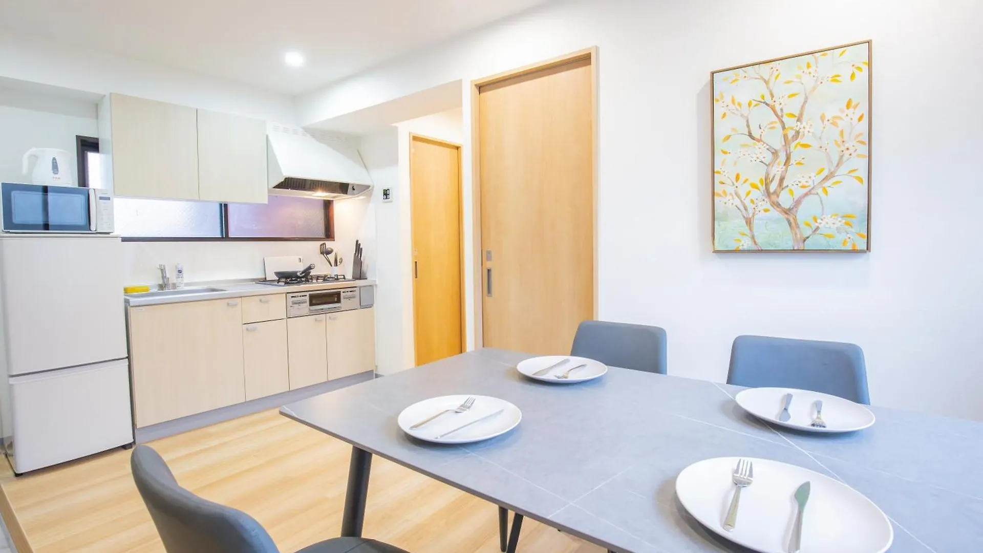 Luxuriously Renovated A Modern Retreat 丶walk To Jr Higashi Nakano Subway Stop Eosl Tokyo Apartment